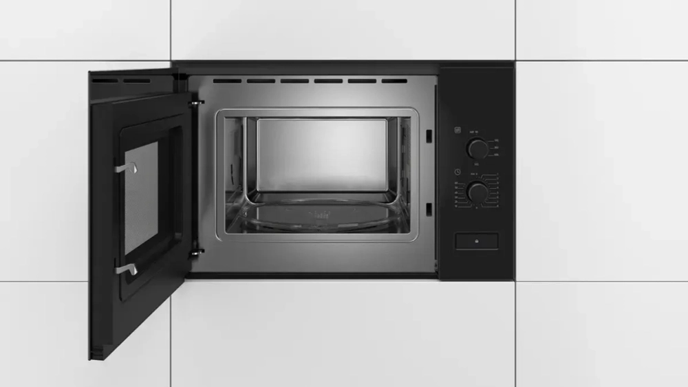 Встраиваемая микроволновая печь Bosch BFL550MB0