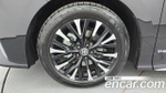 Toyota Alphard 2.5 HEV Executive AWD — 2024