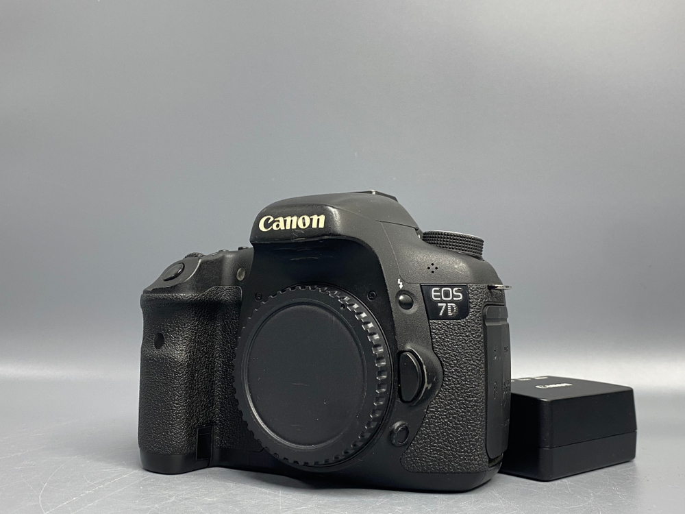 Canon EOS 7D 75.000 кадров