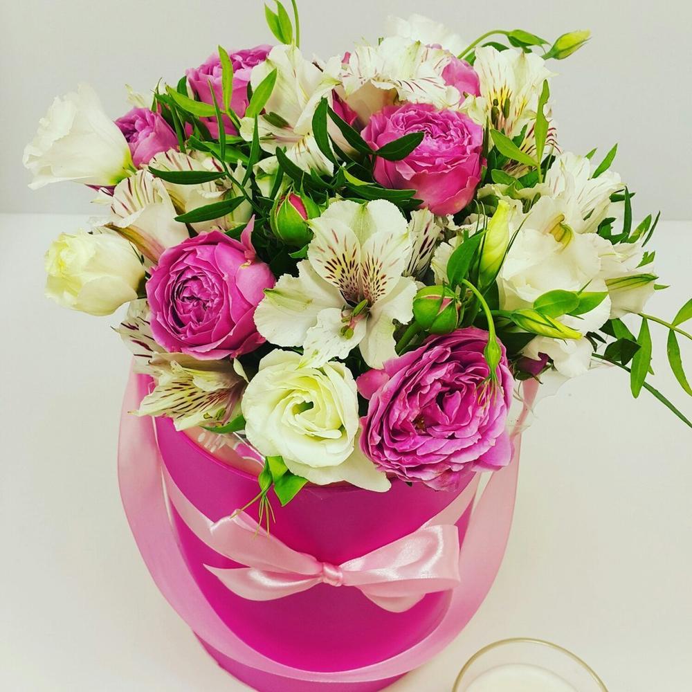 Коробка 22,5 см Цвет:  фуксия . Розница 350 рублей .