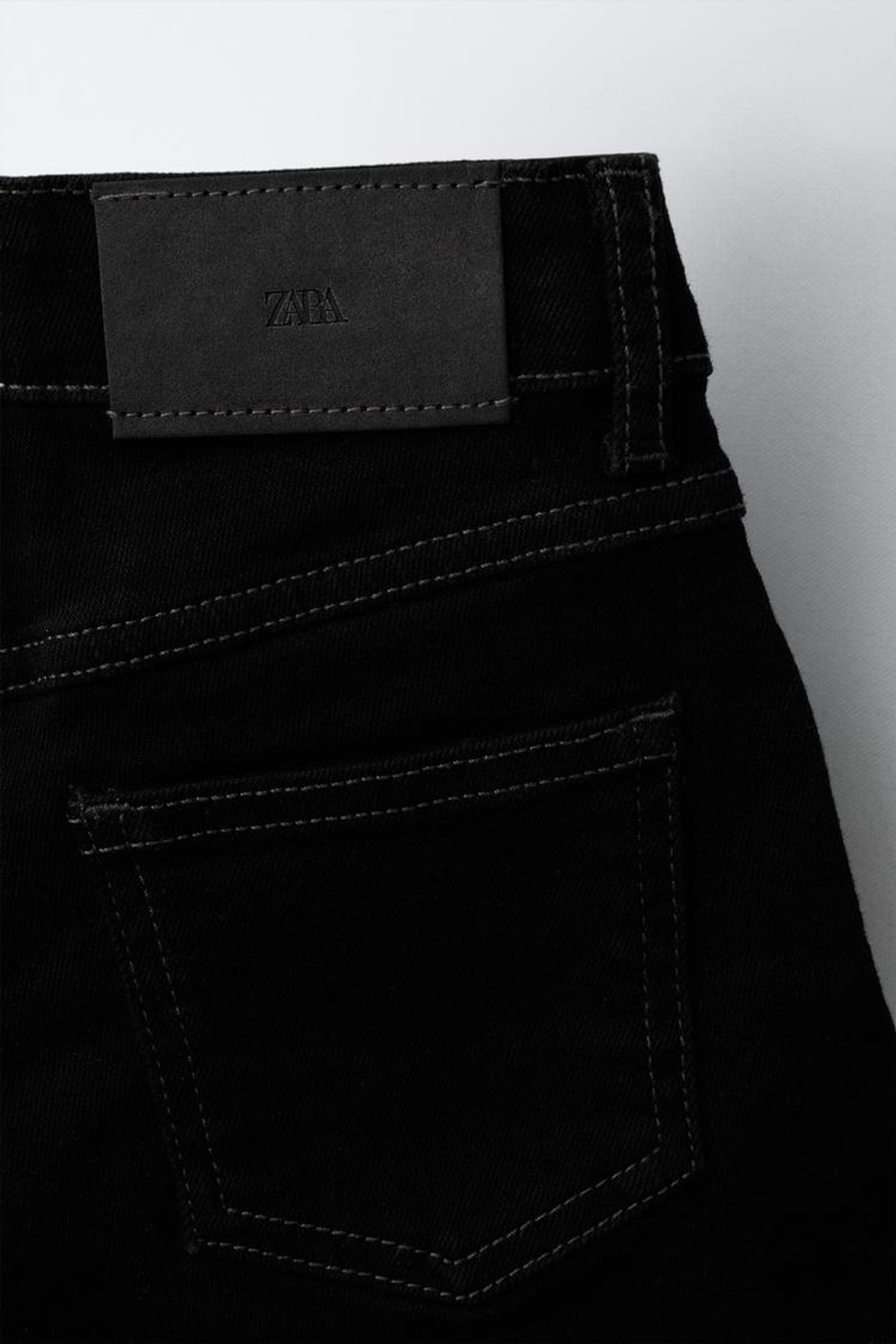 ZARA ДЖИНСОВЫЕ ШОРТЫ, ЧЕРНЫЙ