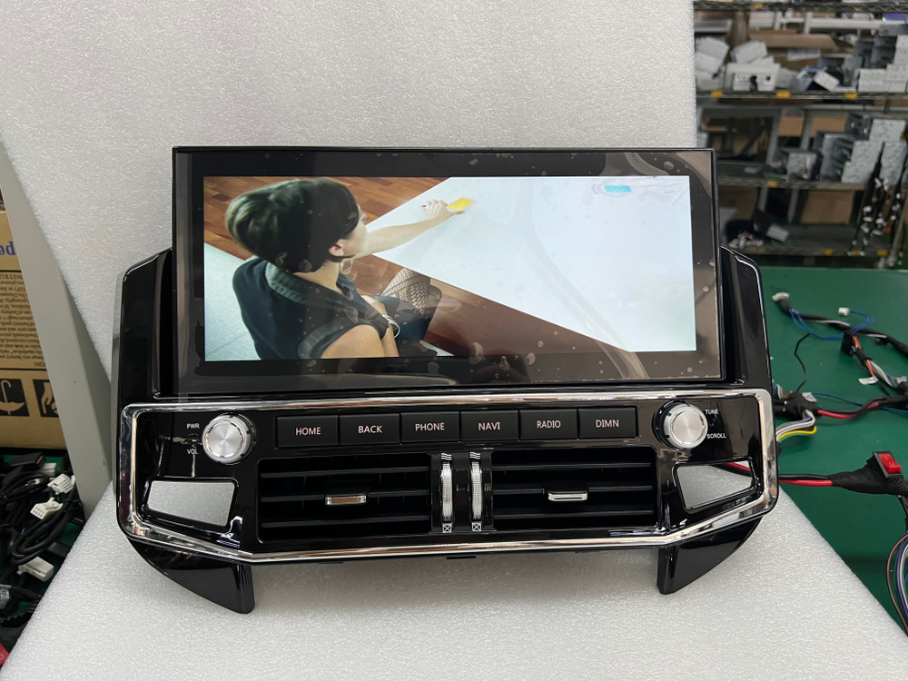 Установочный комплект для MITSUBISHI Pajero IV 2006-2015 (V97/V93)  KUBERG ZH-M1207