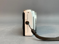 Nikon Coolpix S9700