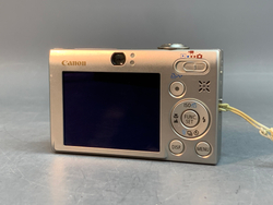 Canon Digital IXUS 85 IS крышка аккумулятора не держится