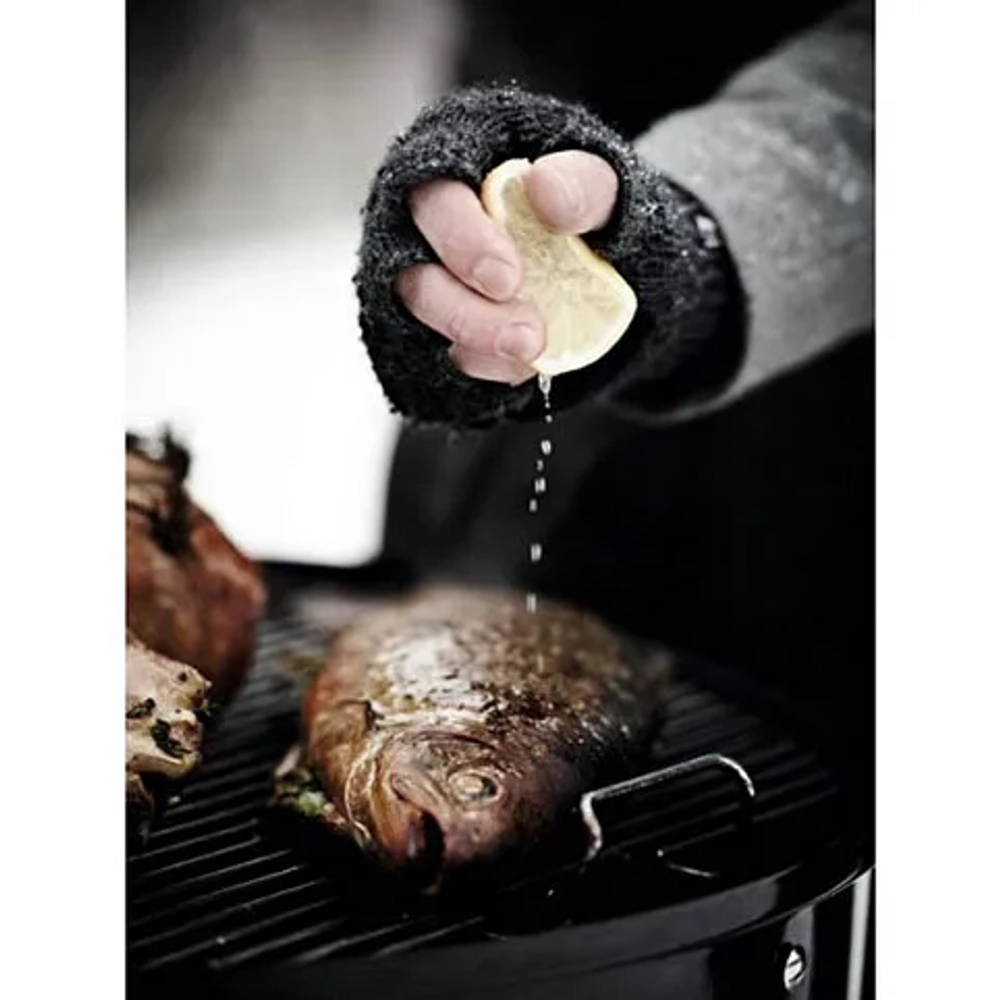 Коптильня угольная Weber Mountain Cooker 57 см