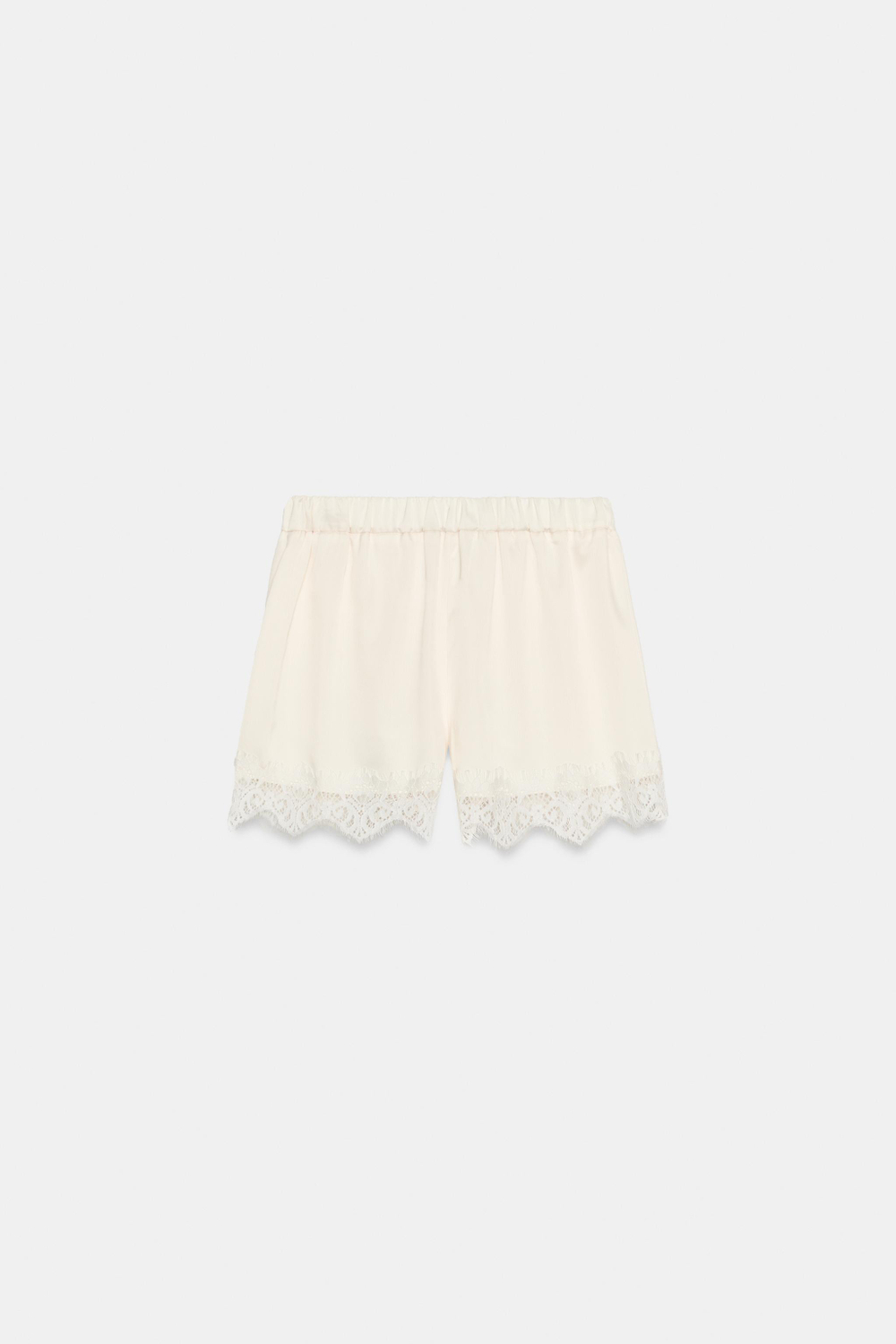 АТЛАСНЫЕ ШОРТЫ С КРУЖЕВОМ — ZARA