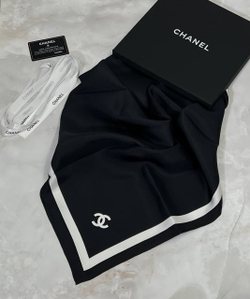 Платок CHANEL 90х90 см