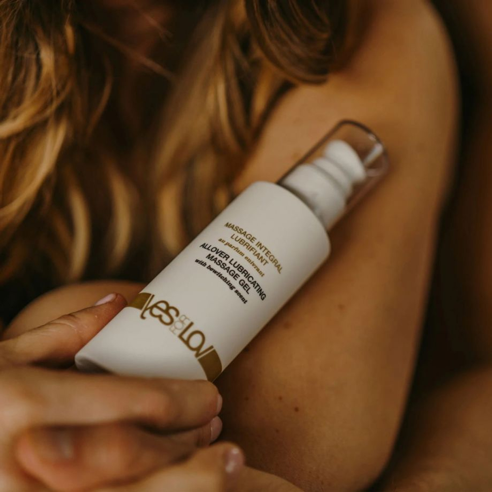 Массажный гель и лубрикант 2в1 Yesforlov "ALLOVER LUBRICATING MASSAGE GEL"
