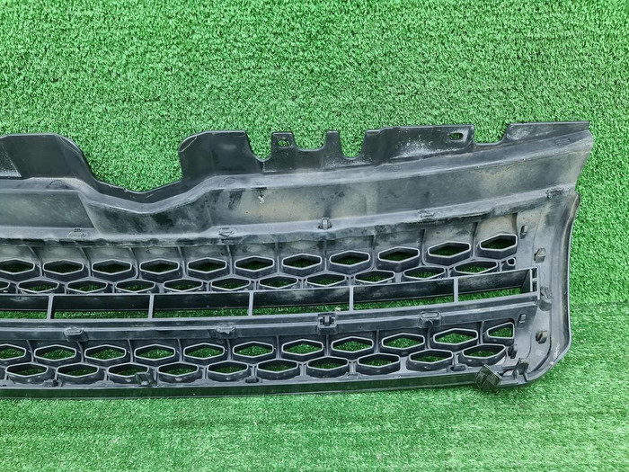 Решетка радиатора Range Rover Evoque 1 (2015-2018)