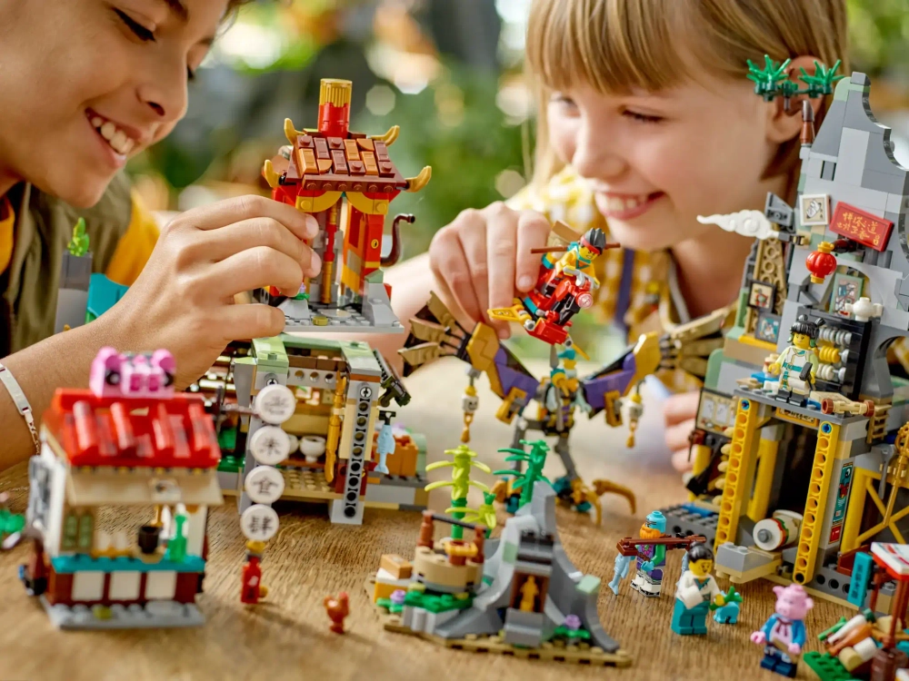 Конструктор LEGO Monkie Kid 80044 Укрытие команды Monkie Kid