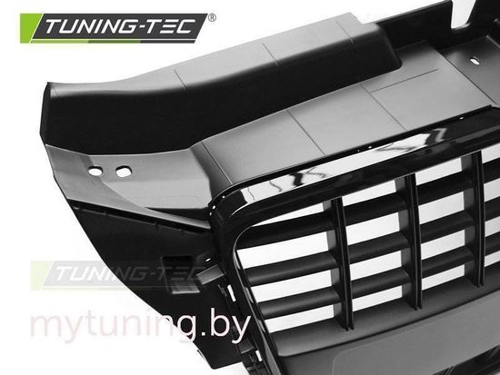 Решетка радиатора S8 LOOK GLOSSY BLACK для Audi A3 8P