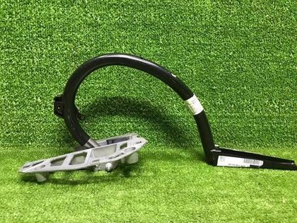 Петля крышки багажника левая Mercedes C w205 14-23