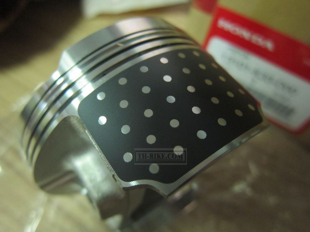 13101-K33-D00. PISTON (STD.)