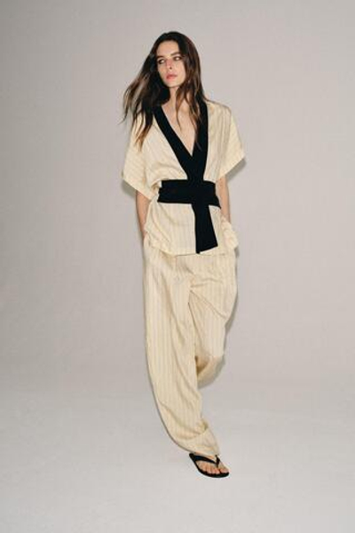РУБАШКА С ЗАПАХОМ В ПОЛОСКУ — ZW COLLECTION — ZARA
