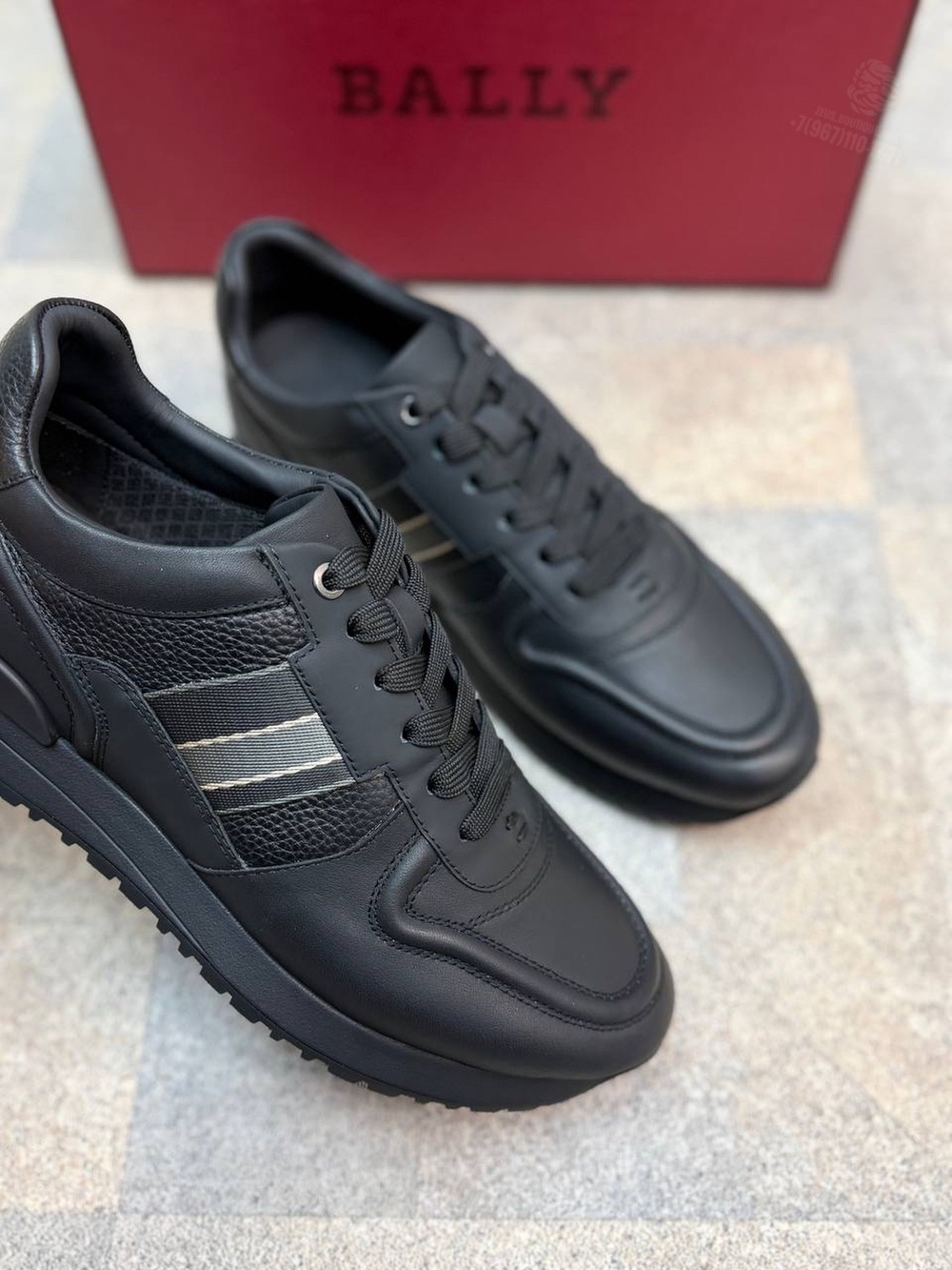 Кроссовки Bally