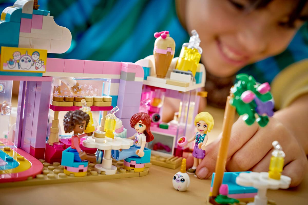 Конструктор LEGO Friends 42684 Unicorn Dream Cafe