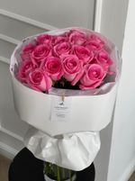 Букет из розовых роз 17шт