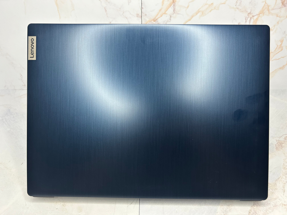 Ноутбук Lenovo IdeaPad 3-14ADA05 (81W000KQRU) 14"/AMD Athlon Silver 3050U /RAM 4GB/SSD 256GB/Radeon Graphics/1920x1080/TN/Windows 11/Подсветка кл-ры: Нет/Синий. Состояние: B1