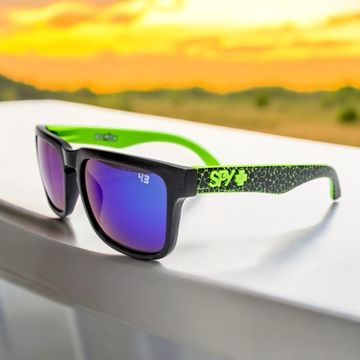 Очки солнцезащитные Spy+ Sunglasses HELM Black greens