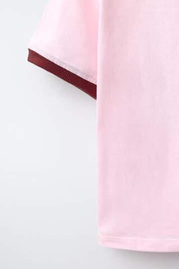ZARA ФУТБОЛКА С ТЕКСТОВЫМ ПРИНТОМ, КРАСНЫЙ, РОЗОВЫЙ