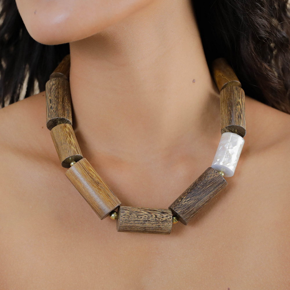 Колье Nature Bijoux, Okawa, с деревом роблес и перламутром, NB26.1-15-43760 (коричневый)