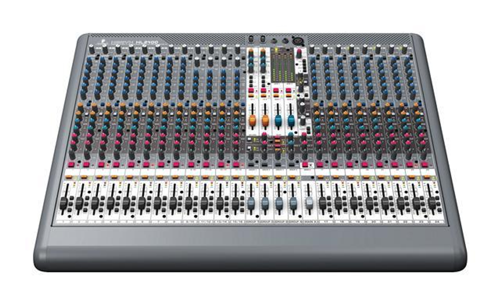 Behringer XL2400