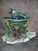 Статуэтка. Фарфор. Тихий страж двора. Capodimonte. Италия