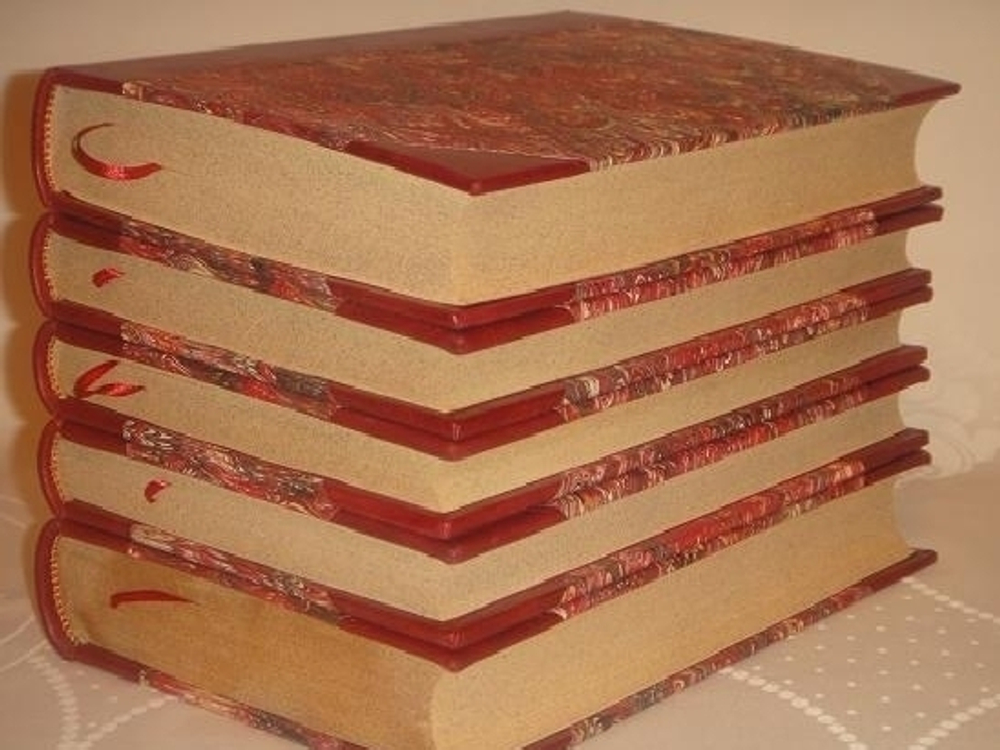 "Родословная книга охотничьих собак. В пяти томах"