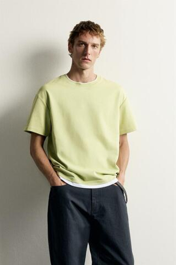 ZARA ФУТБОЛКА RELAXED FIT С КОНТРАСТНЫМИ ДЕТАЛЯМИ, ФИСТАШКОВЫЙ