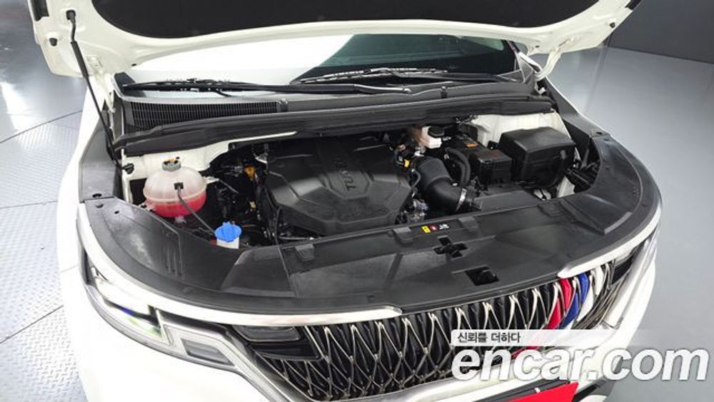 KIA Canival 7-Seater Signature — 2023