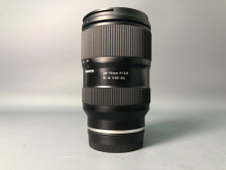 Tamron 28-75mm 2.8 Di III G2 Sony E, мелкие царапины на линзах.