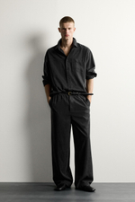 БРЮКИ СВОБОДНОГО КРОЯ ИЗ СТРУЯЩЕЙСЯ ТКАНИ — ZARA