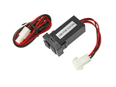 Розетка USB 3,1A для Toyota 32x22