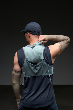 Жилет Blue Monte Frogaero Trail Running Vest "Citrus Tea Tangerine"