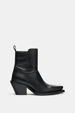 ZARA КОЖАНЫЕ БОТИЛЬОНЫ В КОВБОЙСКОМ СТИЛЕ, ЧЕРНЫЙ