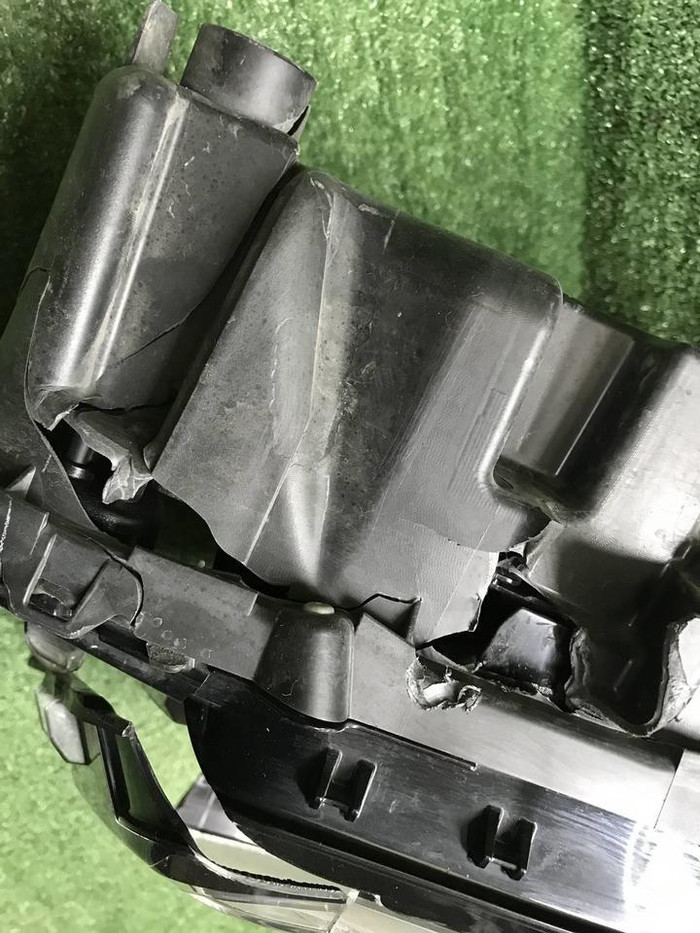 Битая Фара правая GAC GS8 2 (2021-н.в.) LED