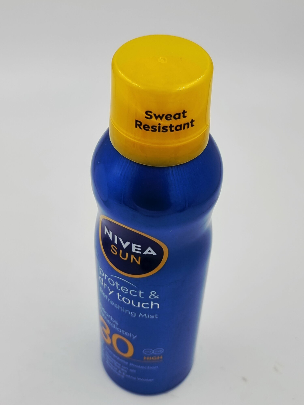 Солнцезащитный спрей Nivea Sun Protect & Dry Touch SPF30 200 мл (Германия)