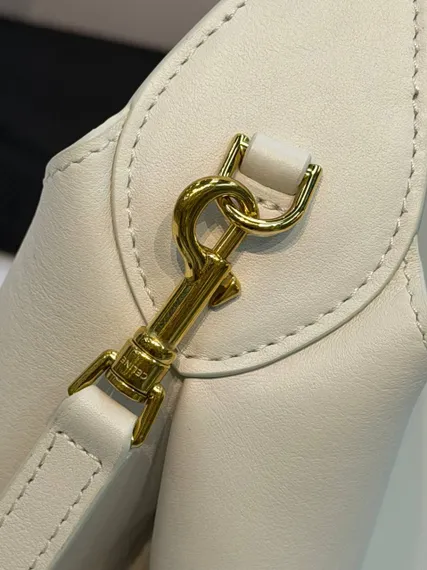Сумка CELINE SMALL HOBO IN SUPPLE SMOOTH CALFSKIN