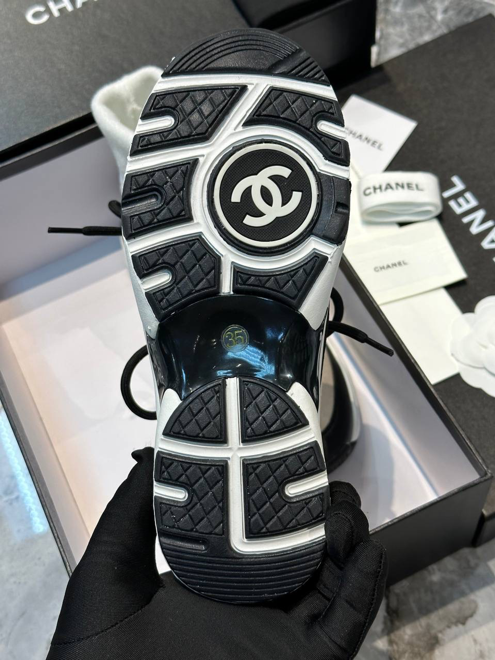 Кроссовки Chanel