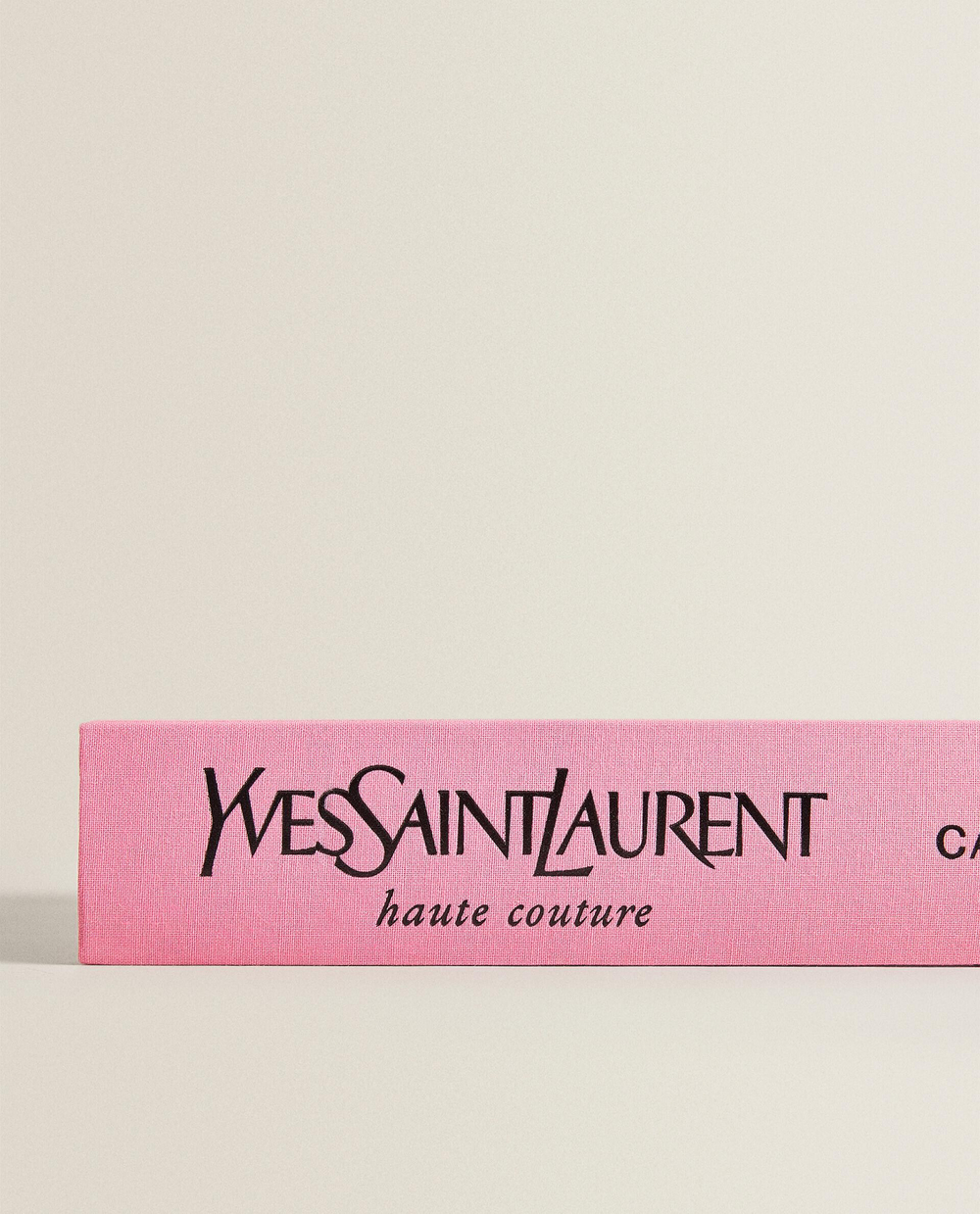 Yves Saint Laurent Catwalk. Полная коллекция подиумных образов (на английском языке) Zara Home, фото 3