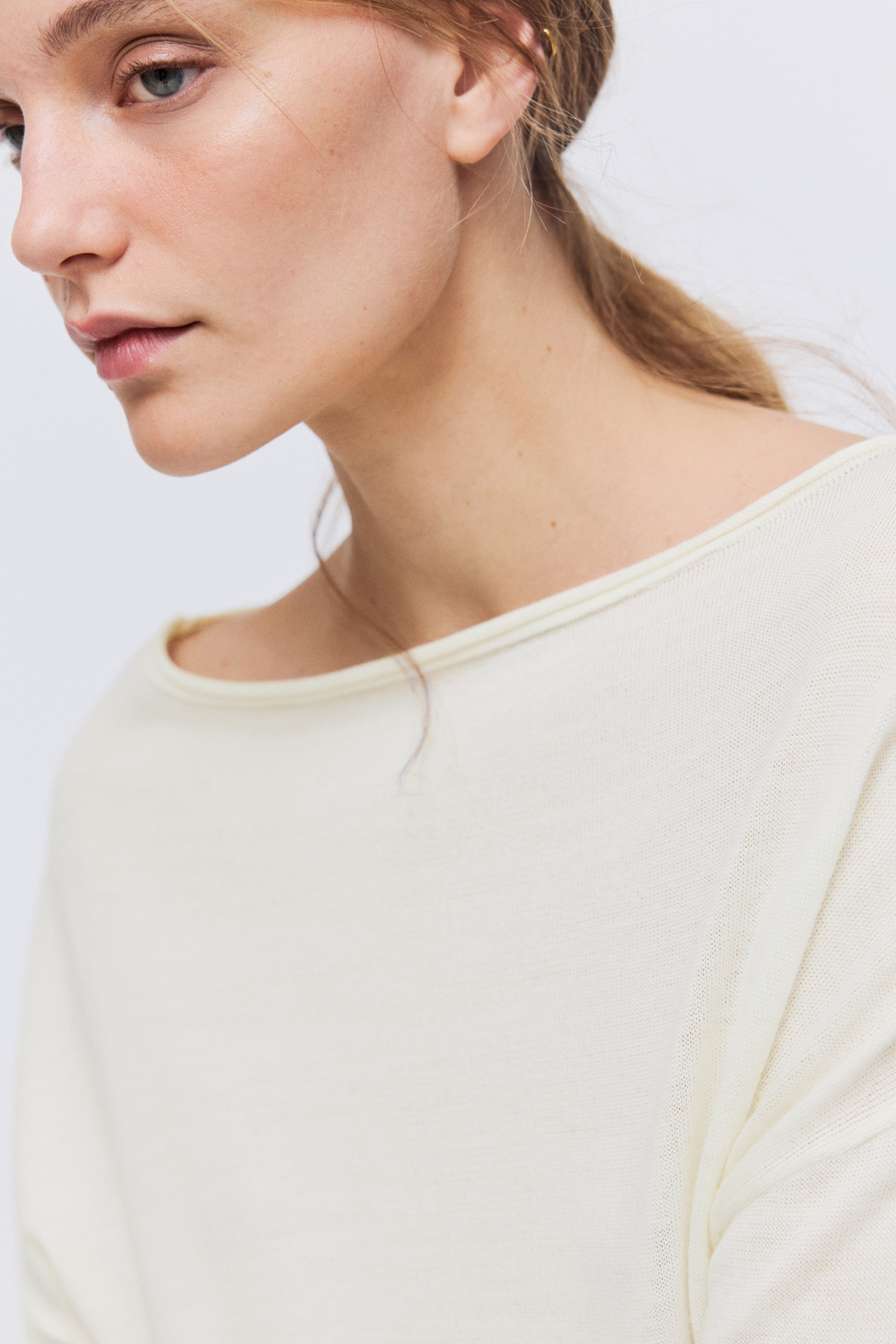 Тонкий трикотажный топ на одно плечо — Кремовый — H&M 1335822