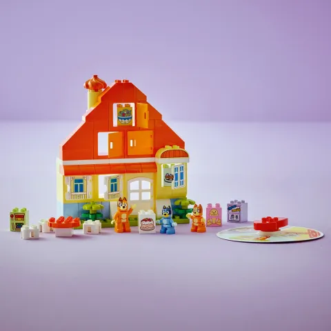 Конструктор LEGO Bluey 10459 Семейный дом Блуи с игрой на память