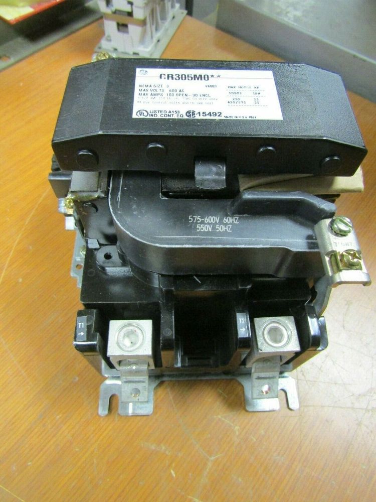 CR305M005, CR305M0** CR305M005, CR305M0**