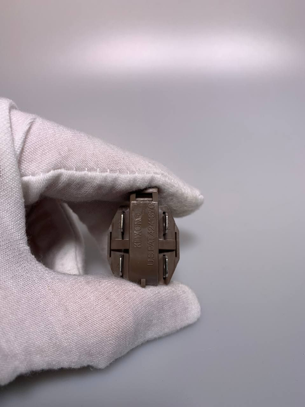 Пусковое реле Корея (IC-4+4TM) HL029 тепловое Т 2шт (IC-4+4TM)