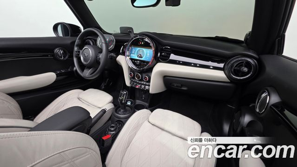 Mini Cooper S Convertible — 2023