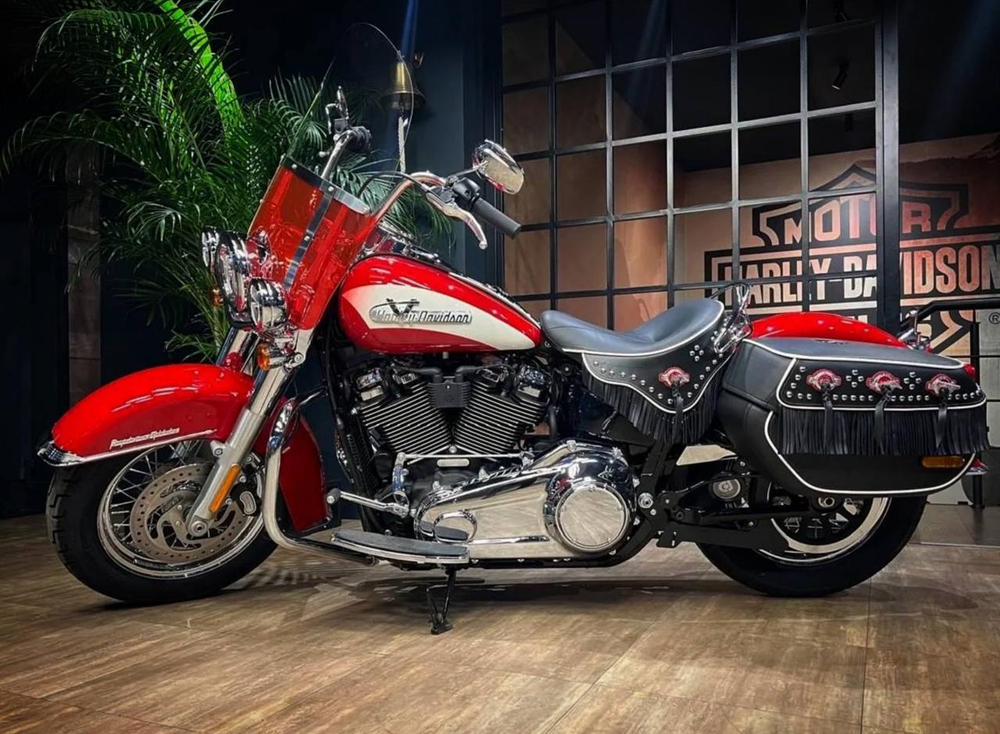 Hydra-Glide Revival 114 Harley-Davidson Icon Collection