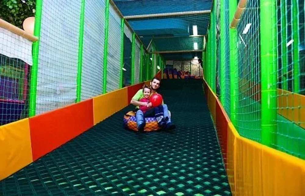 Тюбинговая горка (19,3 м)