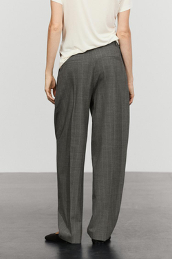 Massimo Dutti Брюки кроя carrot в тонкую полоску, угольный