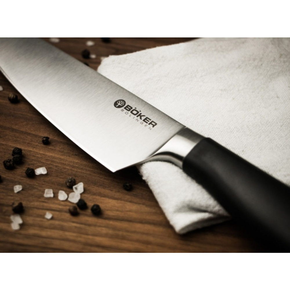 Кухонный нож Boker 130840 Core Professional Chefs Knife