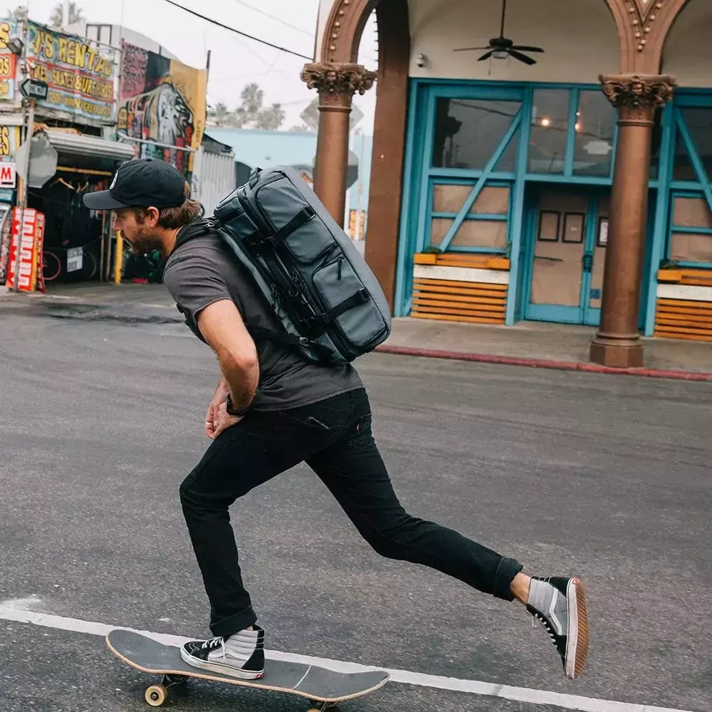 Сумка-рюкзак Wandrd Hexad Access Duffel 45L